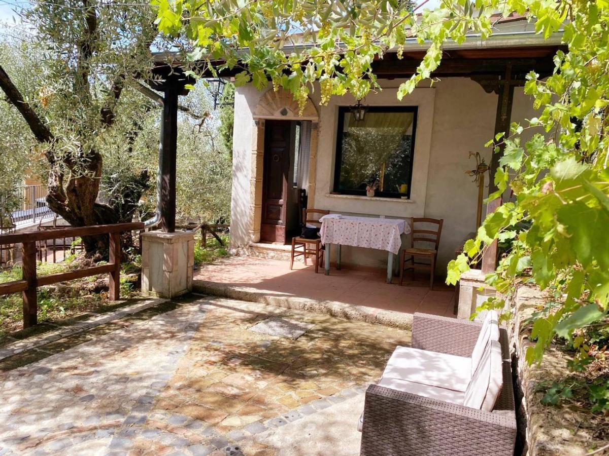 Villa Depandance, Casale l'Antica Mola Castel Madama Exterior foto
